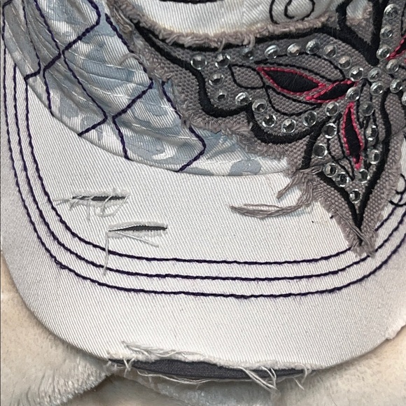 🦋 WHITE/GRAY CRYSTAL EMBELLISHED 100% COTTON ELASTIC BACK BUTTERFLY HAT CAP - Picture 3 of 12
